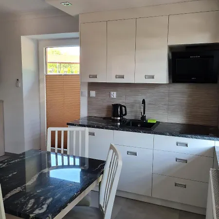 Apartment 15 *
